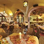 Breuer's Ruedesheimer Schloss Hotel