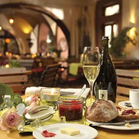 Hotel Breuer's Ruedesheimer Schloss Rüdesheim am Rhein