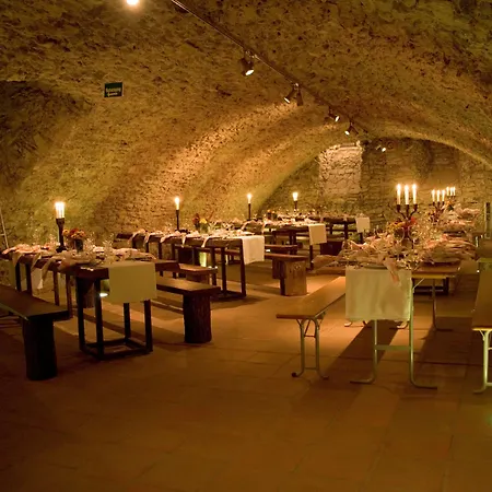 Breuer's Ruedesheimer Schloss Rüdesheim am Rhein