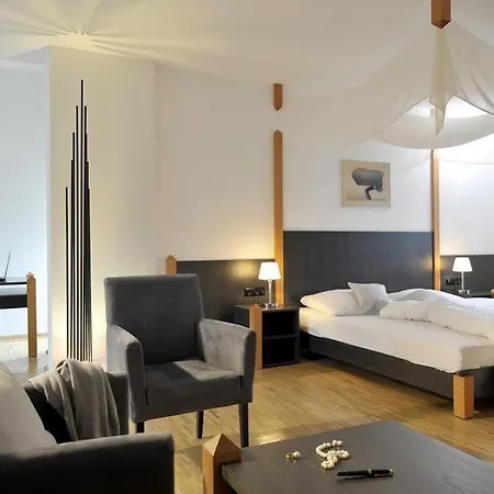 Otel Breuer's Ruedesheimer Schloss 4*
