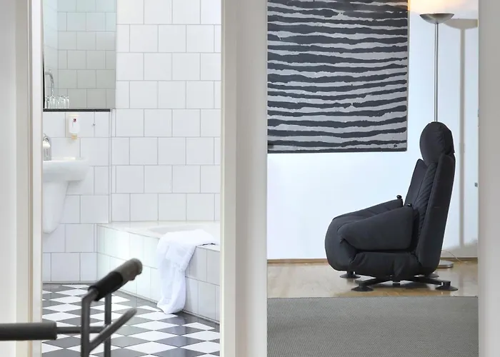 Breuer's Ruedesheimer Schloss Ruedesheim am Rhein