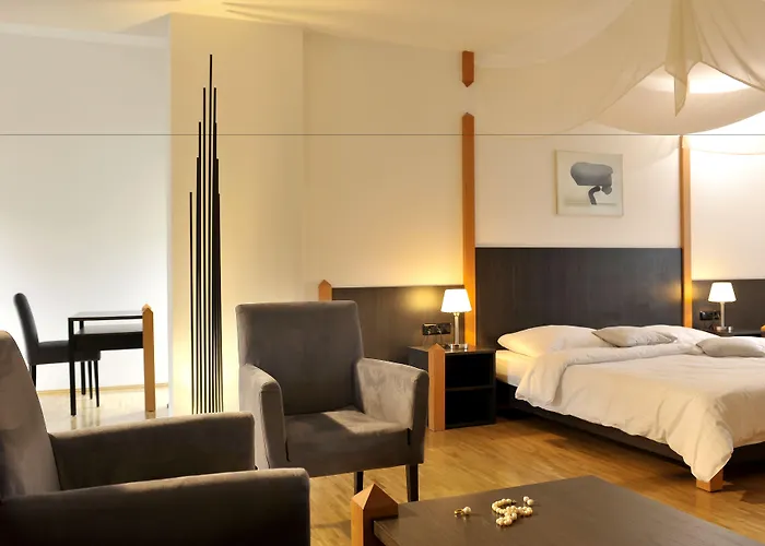 Breuer's Ruedesheimer Schloss