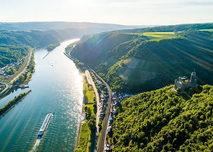 Breuer's Ruedesheimer Schloss Ruedesheim am Rhein
