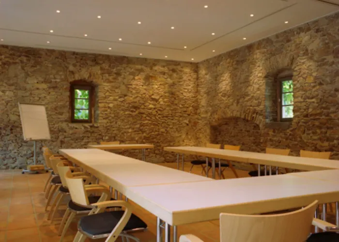 Готель Breuer's Ruedesheimer Schloss Рюдесгайм-ам-Райн