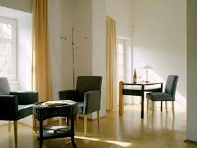 Breuer's Ruedesheimer Schloss Готель