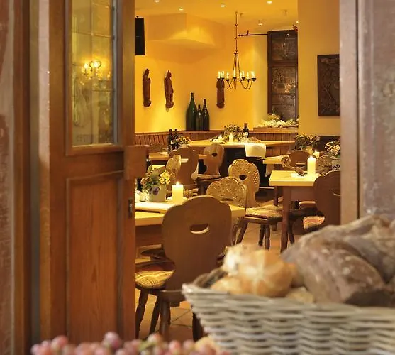 Breuer's Ruedesheimer Schloss Hotel