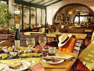 Hotel Breuer's Ruedesheimer Schloss Ruedesheim am Rhein