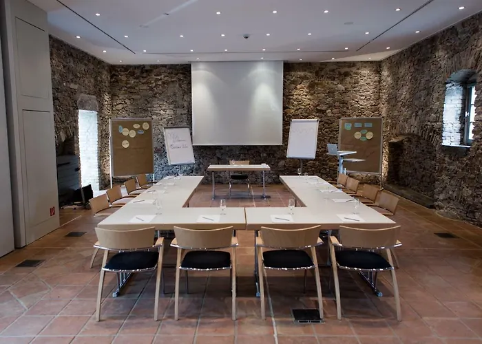 Breuer's Ruedesheimer Schloss 4*