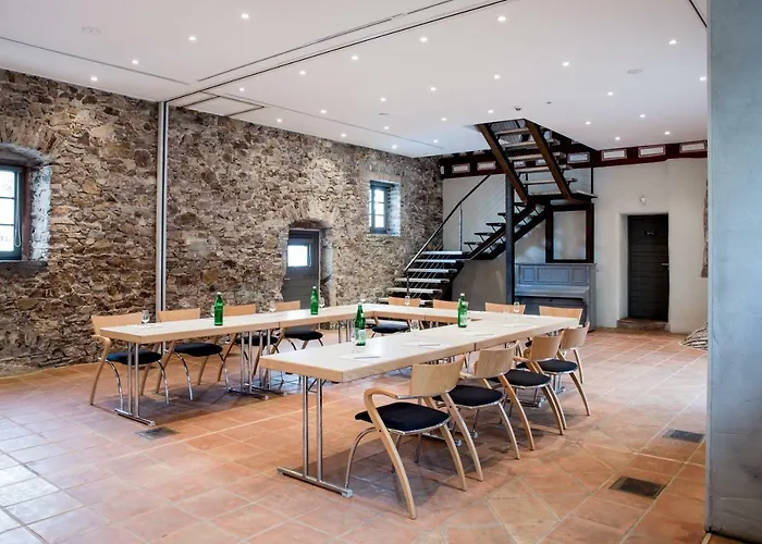 Breuer's Ruedesheimer Schloss